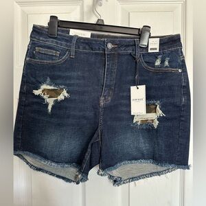 Judy Blue NWT Shorts 2XL